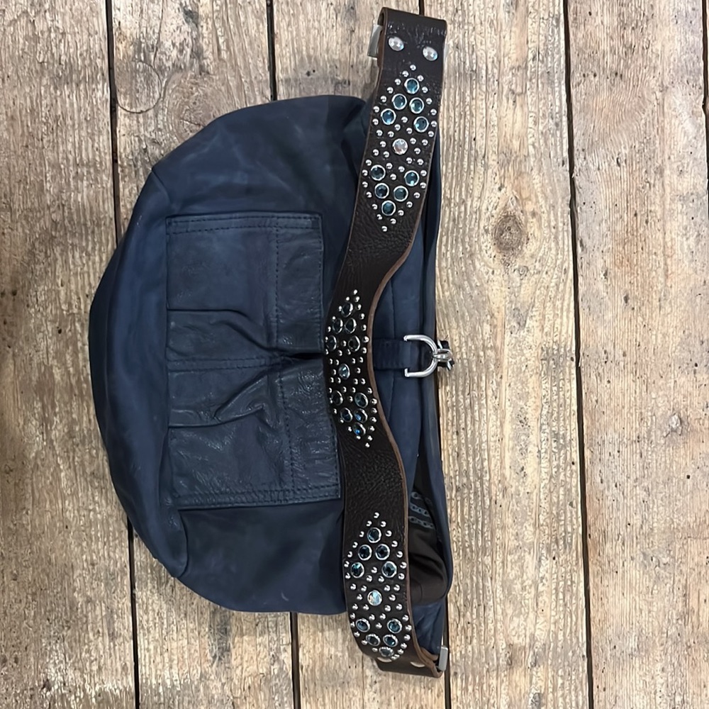 Tylie Malibu leather shoulder bag